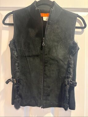 Cynthia Rowley Black Faux Suede Zip Vest with Fur Trim